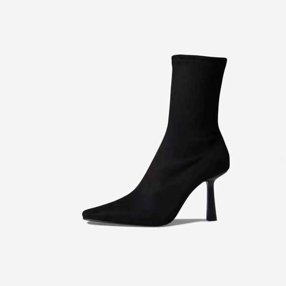 Steve Madden Shoes - Steve Madden

Vakay Bootie